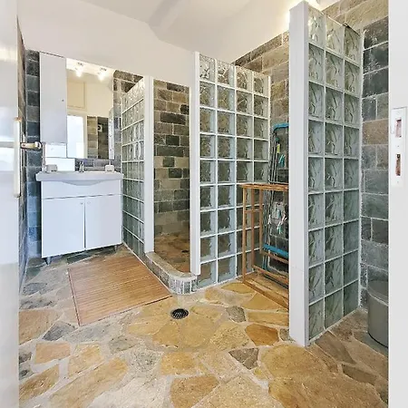 Sempreviva Sea Apartment Diakofti